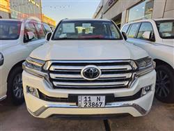 تۆیۆتا لاند کروزەر